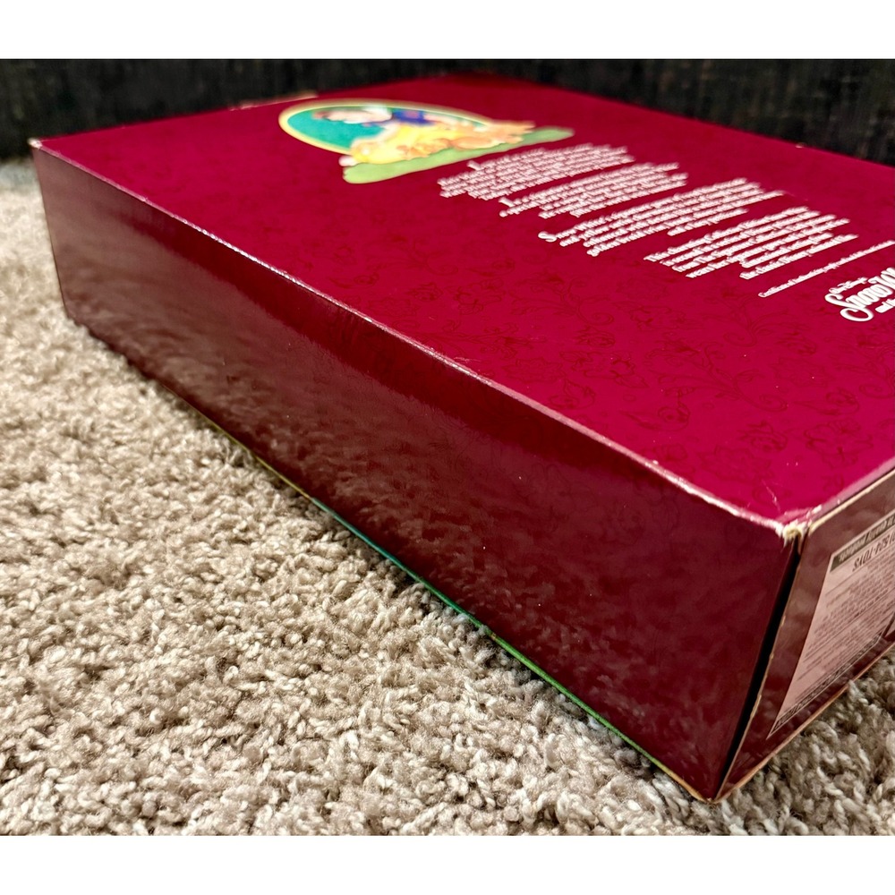 Mattel Snow White Signature Collection 60th Anniversary Doll 1997 Red Box - Picture 8 of 10